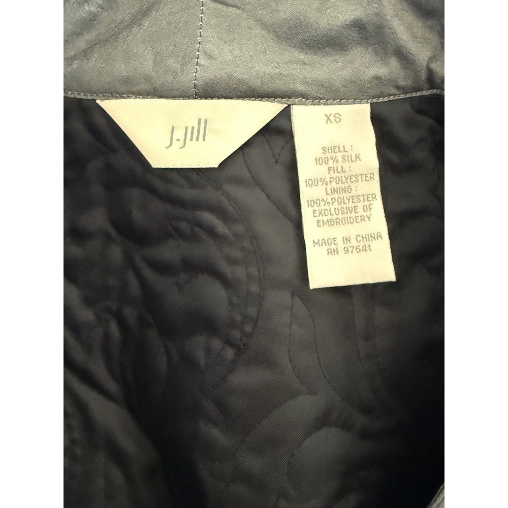 J. Jill Vintage Gray Silk Quilted Asian Frog Button Jacket Women's Size XS - Picture 7 of 7